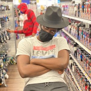 Meet your Posher, Lance